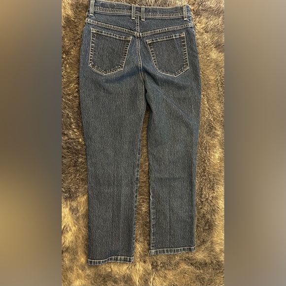 GloriaVanderbilt Jeans - Picture 2 of 2
